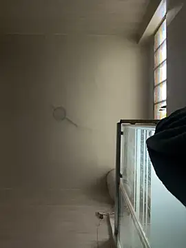 Snapshot of Hawitxui chatting on March 2026 07:37:02 AM Hawitxui online show from March 2026 07:37:02 AM