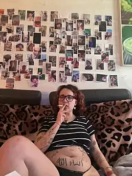 Snapshot of Hawitxui chatting on March 2026 07:34:02 AM Hawitxui online show from March 2026 07:34:02 AM