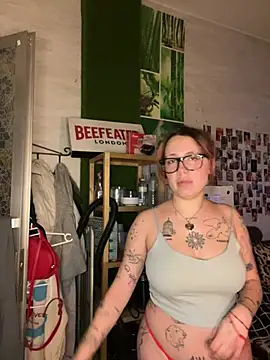 Snapshot of Hawitxui chatting on March 2026 05:57:02 AM Hawitxui online show from March 2026 05:57:02 AM