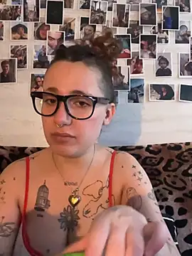 Snapshot of Hawitxui chatting on March 2026 07:33:02 AM Hawitxui online show from March 2026 07:33:02 AM