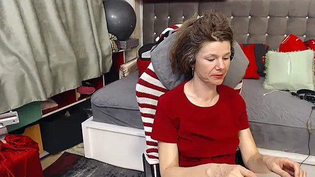 kellyterapy online show from April 2026 10:10:01 PM