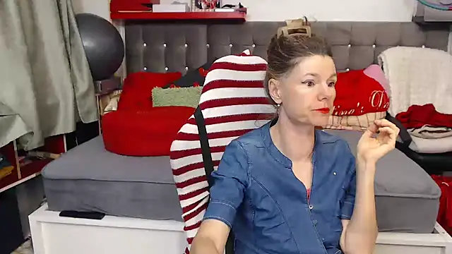 Snapshot of kellyterapy chatting on May 2026 02:40:02 AM kellyterapy online show from May 2026 02:40:02 AM