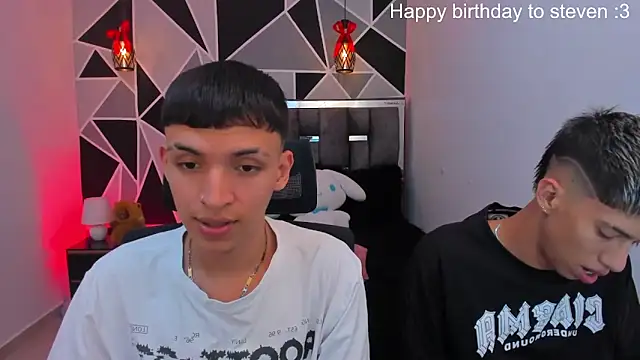 Juan Nd Steven online show from May 2026 11:24:01 PM