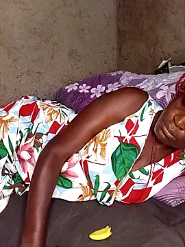 Snapshot of pretty_prickle chatting on November 2025 09:10:01 AM pretty prickle online show from November 2025 09:10:01 AM