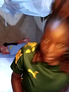 Snapshot of pretty_prickle chatting on February 2026 06:54:02 AM pretty prickle online show from February 2026 06:54:02 AM