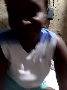 Snapshot of pretty_prickle chatting on February 2026 07:29:02 AM pretty prickle online show from February 2026 07:29:02 AM