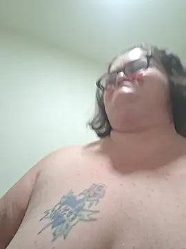 Snapshot of mcv131985 chatting on December 2024 07:20:02 AM mcv131985 online show from December 2024 07:20:02 AM