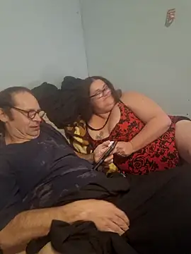 Snapshot of mcv131985 chatting on January 2025 09:08:01 AM mcv131985 online show from January 2025 09:08:01 AM