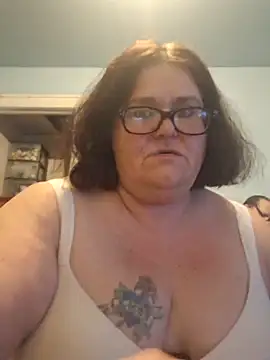 Snapshot of mcv131985 chatting on February 2025 12:27:01 PM mcv131985 online show from February 2025 12:27:01 PM