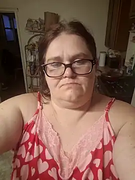 Snapshot of mcv131985 chatting on February 2025 12:21:01 AM mcv131985 online show from February 2025 12:21:01 AM