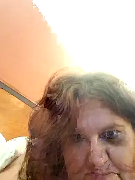 Snapshot of mcv131985 chatting on October 2025 06:58:01 PM mcv131985 online show from October 2025 06:58:01 PM