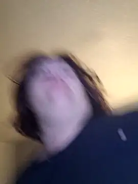 Snapshot of mcv131985 chatting on November 2025 04:34:01 AM mcv131985 online show from November 2025 04:34:01 AM