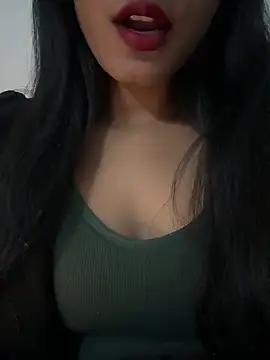 Hot Goldengirl online show from November 2025 06:56:02 PM