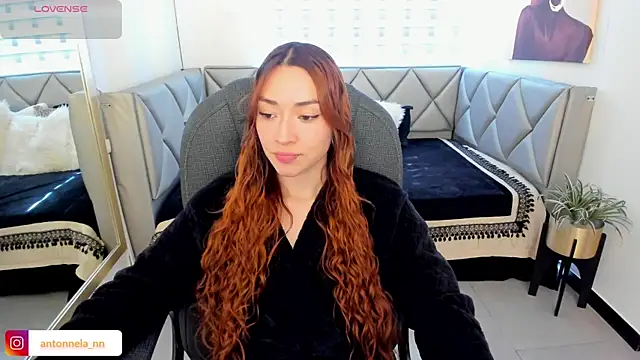  Antonnela  online show from May 2026 07:42:02 PM