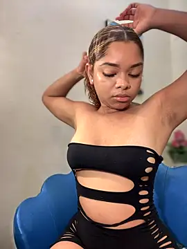 Snapshot of ChristyAddams chatting on September 2025 12:18:01 PM ChristyAddams online show from September 2025 12:18:01 PM