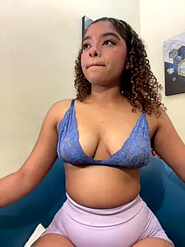 Snapshot of ChristyAddams chatting on October 2025 12:40:02 PM ChristyAddams online show from October 2025 12:40:02 PM