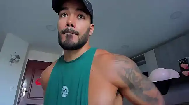 Alexander Martines online show from January 2025 10:05:01 PM