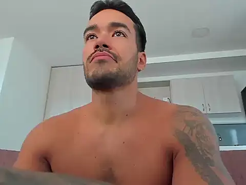 Alexander Martines online show from July 2026 10:34:01 PM