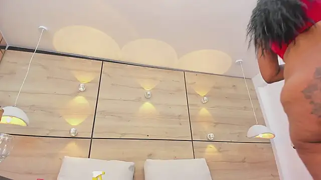 Snapshot of martina_touss chatting on January 2025 07:45:01 PM martina touss online show from January 2025 07:45:01 PM