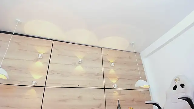 Snapshot of martina_touss chatting on March 2025 02:26:01 AM martina touss online show from March 2025 02:26:01 AM