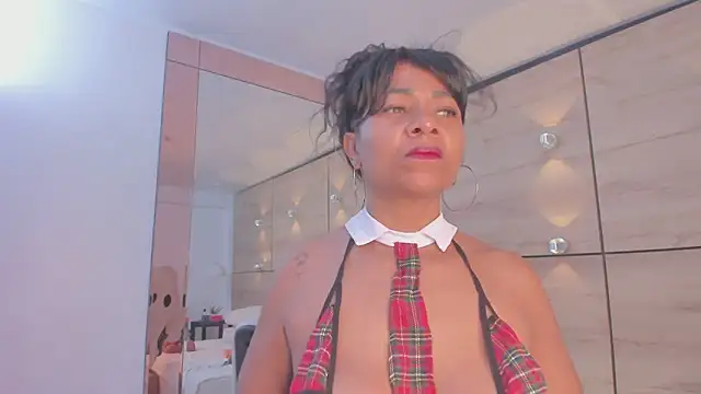 Snapshot of martina_touss chatting on October 2025 11:43:01 AM martina touss online show from October 2025 11:43:01 AM