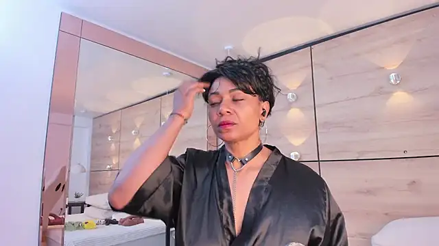 Snapshot of martina_touss chatting on October 2025 11:50:01 AM martina touss online show from October 2025 11:50:01 AM