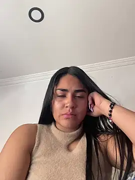 Charlotte cute18 online show from December 2024 05:14:02 PM