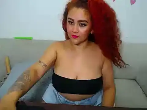 loly bigbooty4u online show from December 2024 08:23:02 AM