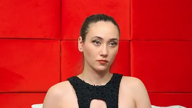 Snapshot of AliceMunro chatting on January 2025 04:41:01 AM AliceMunro online show from January 2025 04:41:01 AM