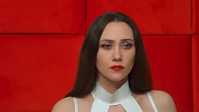 Snapshot of AliceMunro chatting on February 2025 11:10:02 PM AliceMunro online show from February 2025 11:10:02 PM