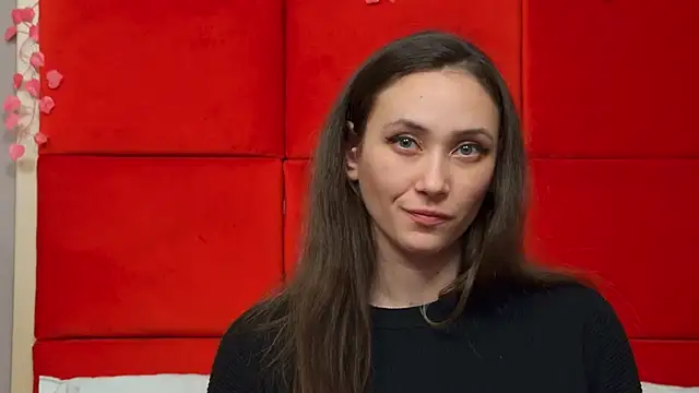 Snapshot of AliceMunro chatting on February 2025 03:20:01 AM AliceMunro online show from February 2025 03:20:01 AM