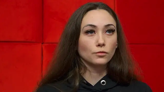 Snapshot of AliceMunro chatting on March 2025 09:37:01 PM AliceMunro online show from March 2025 09:37:01 PM