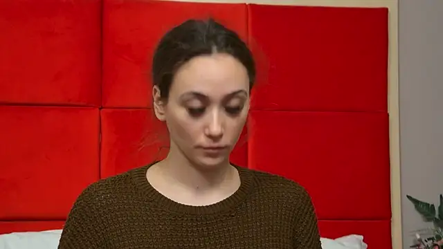 Snapshot of AliceMunro chatting on March 2025 08:41:02 PM AliceMunro online show from March 2025 08:41:02 PM