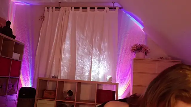 Snapshot of ilucyme chatting on February 2025 10:41:01 PM ilucyme online show from February 2025 10:41:01 PM