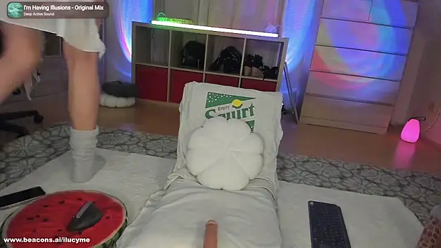 Snapshot of ilucyme chatting on November 2025 06:21:01 PM ilucyme online show from November 2025 06:21:01 PM