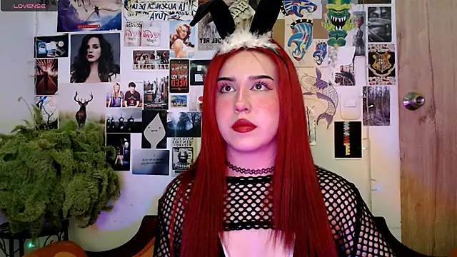 Snapshot of Sunny-hott chatting on November 2025 10:42:02 PM Sunny-hott online show from November 2025 10:42:02 PM