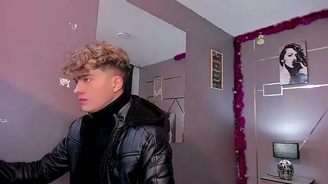 ANDRIUS 24 online show from December 2024 01:43:01 PM