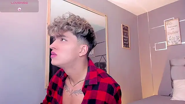 ANDRIUS 24 online show from January 2025 04:57:01 PM