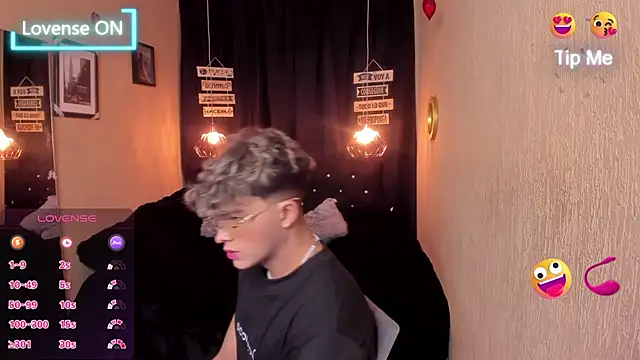 ANDRIUS 24 online show from March 2025 12:32:02 PM