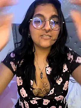 Snapshot of Alliccee chatting on March 2025 11:16:02 PM Alliccee online show from March 2025 11:16:02 PM