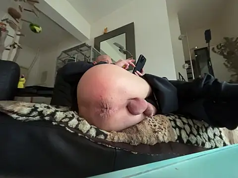 Snapshot of Germankink chatting on November 2025 11:57:02 AM Germankink online show from November 2025 11:57:02 AM