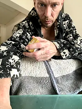 Snapshot of Germankink chatting on December 2025 10:31:01 AM Germankink online show from December 2025 10:31:01 AM