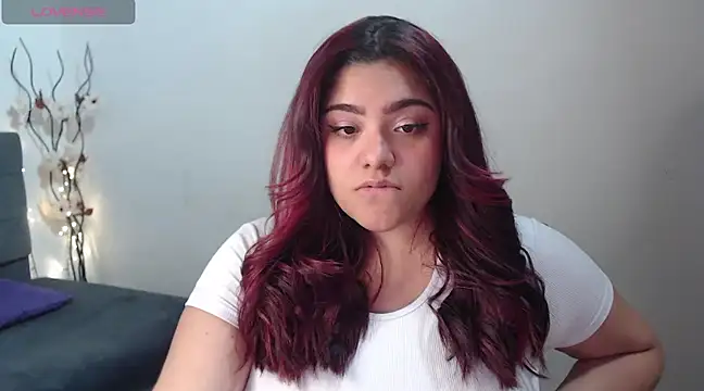 KathyGonzalez online show from February 2025 04:37:01 PM