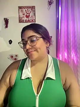 KathyGonzalez online show from October 2025 01:45:01 PM