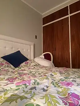 Snapshot of AlinaCarter chatting on January 2025 02:49:02 AM AlinaCarter online show from January 2025 02:49:02 AM