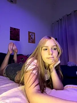 Snapshot of AlinaCarter chatting on September 2025 11:38:02 PM AlinaCarter online show from September 2025 11:38:02 PM