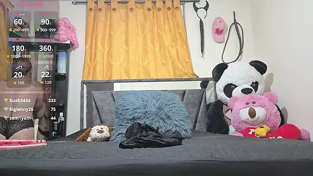 Hotsamantamature online show from September 2025 10:34:02 PM