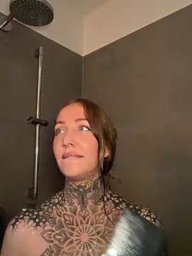 ElenaHaze online show from May 2026 06:25:01 PM