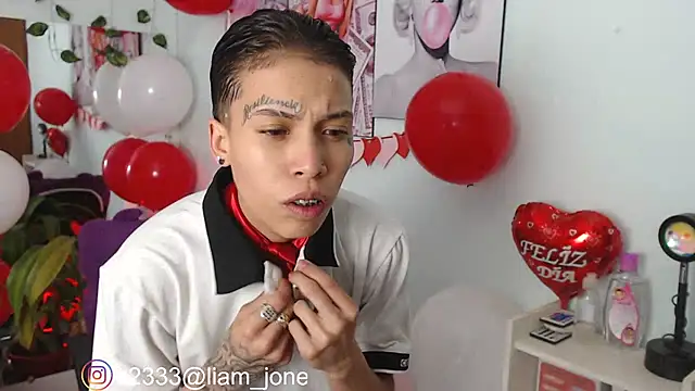 Jonesliam23 online show from February 2025 10:00:02 PM