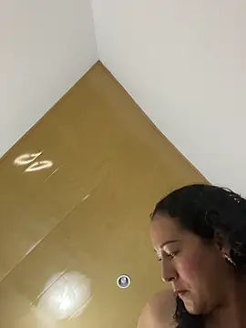 luisa curli online show from January 2026 04:17:01 AM